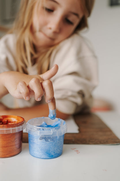 4260531785647_698-V3_Bio-Fingermalfarbe Glitzer grün, blau, kupfer.jpg